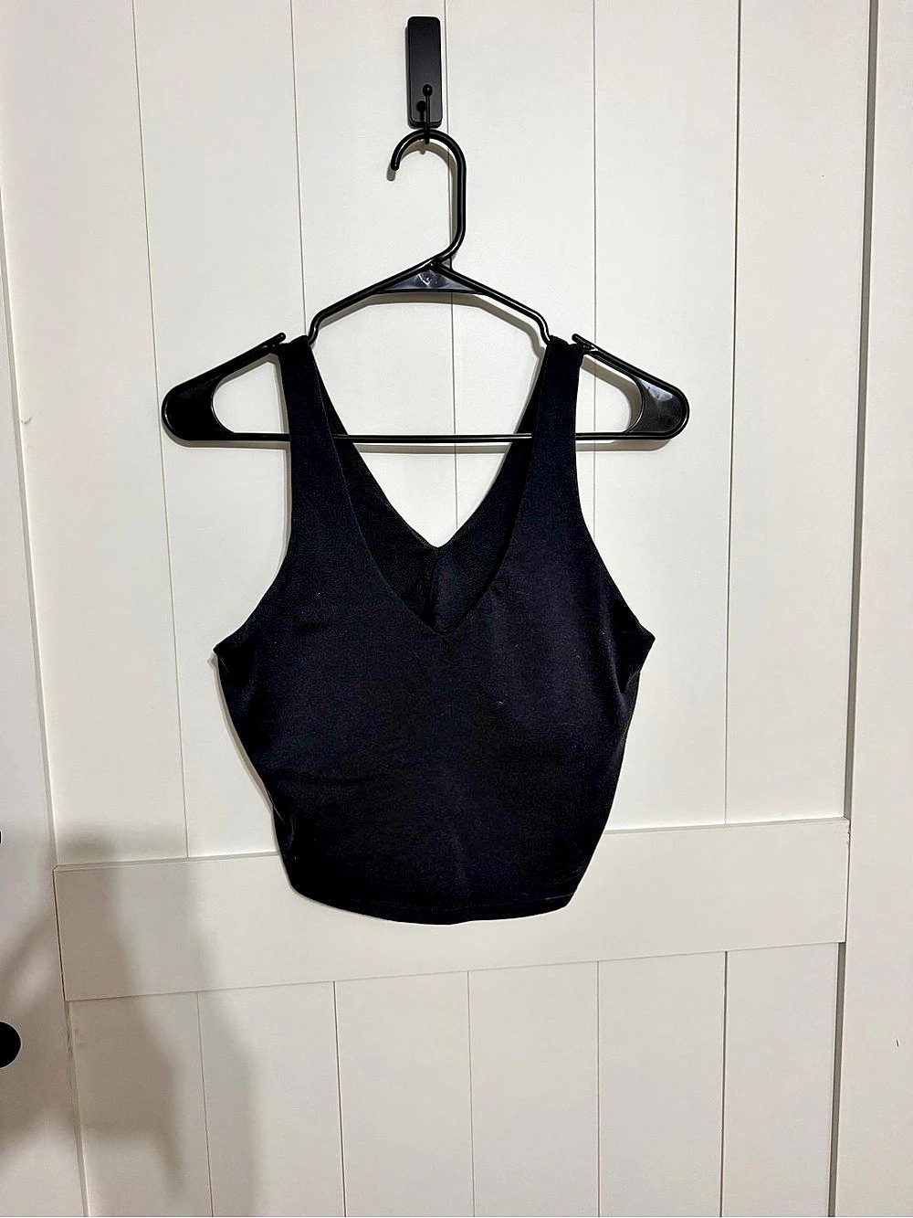 Black All in Motion Women’s Flex V Neck Cropped Tank Top